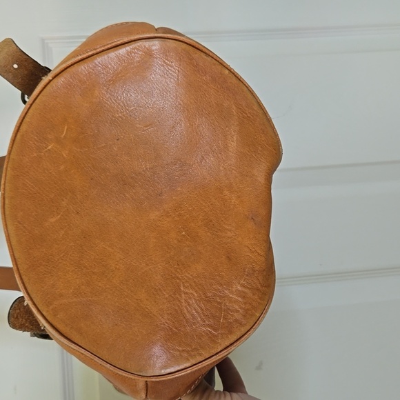 Patricia Nash Brown Tote or Bucket Bag, Adjustable Straps, Travel Theme, Leather - Picture 6 of 13